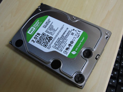 WD Green WD20EZRX - 2TBの3.5インチ内蔵ハードディスク(HDD)