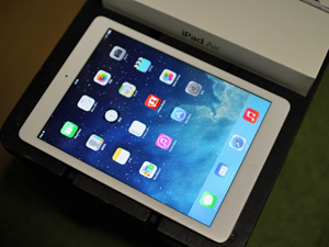 iPad Air Wi-Fi 32GBを購入