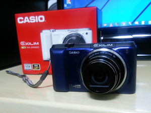 CASIO EX-ZR850 (コンパクトデジタルカメラ)