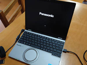 Panasonic Let's Note CF-SR3J9LAC - 息子の大学用パソコン