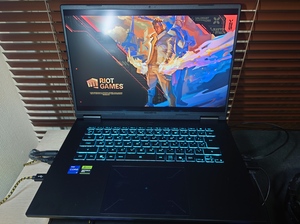 息子のPCを新調 - GIGABYTE ゲーミングノート GAMING A16 CMHI2JP894SH